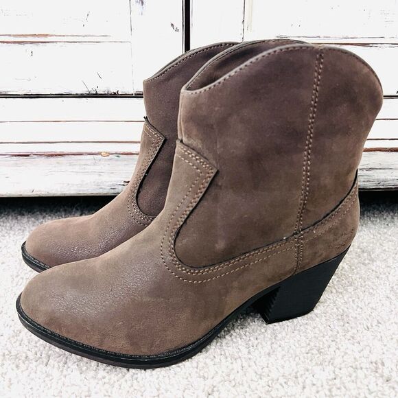 Rocket Dog Gray Soundoff Vintage Worn Vegan Leather Pull on Western Boots - 6.5 - Picture 1 of 8